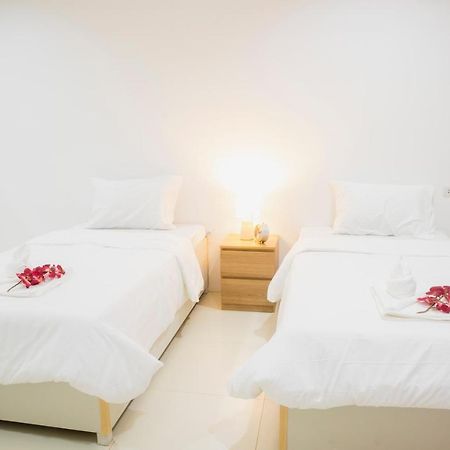 ตะวันแมนชั่น Apartment Ban Na Kha Exterior photo