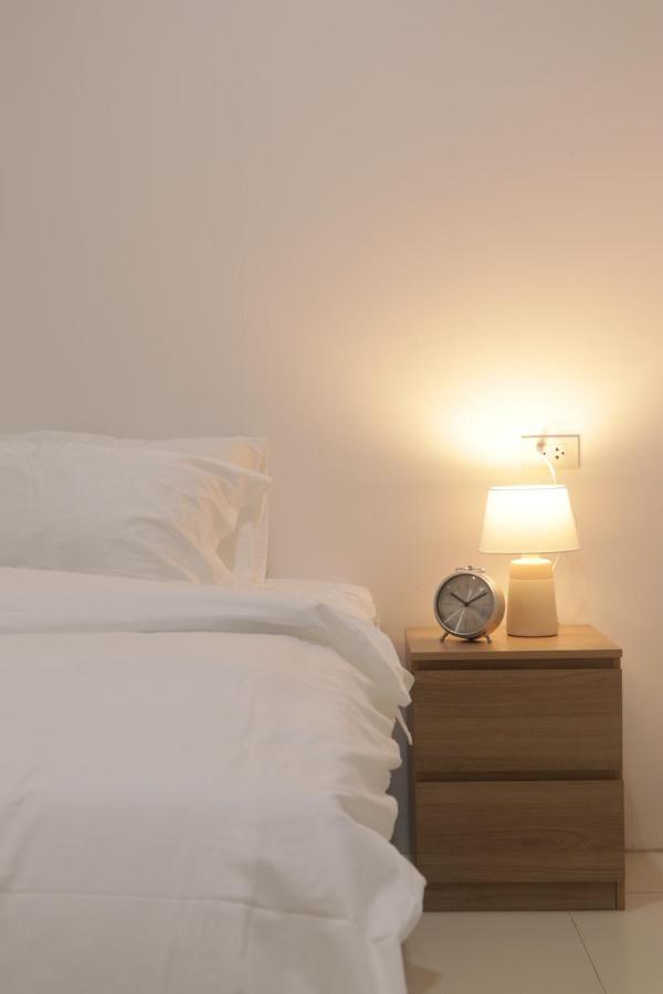 ตะวันแมนชั่น Apartment Ban Na Kha Exterior photo