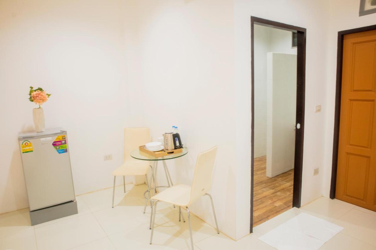 ตะวันแมนชั่น Apartment Ban Na Kha Exterior photo
